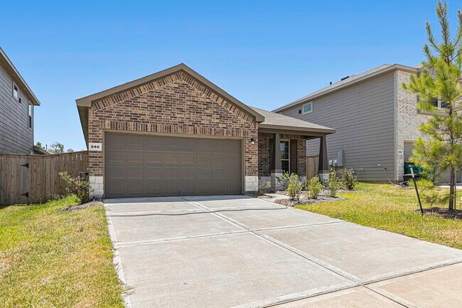 Building Photo - 240 Seven Pnes Dr
