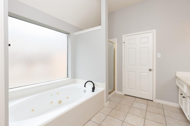 Building Photo - 14718 Arbor Trace Ln
