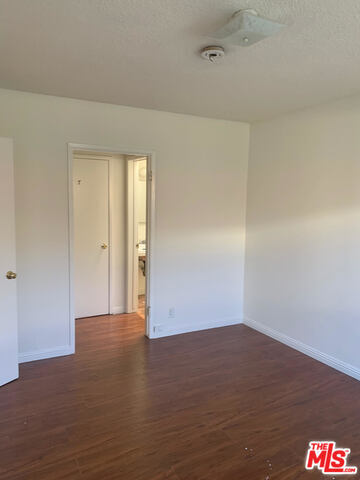 Building Photo - 832 S Gramercy Pl