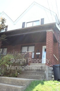 Building Photo - 651 Orchard St