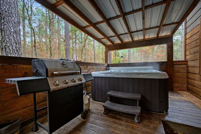 Building Photo - 295 Apple Rdg Ln