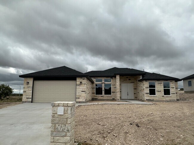 Building Photo - 523 Canyon Creek Dr
