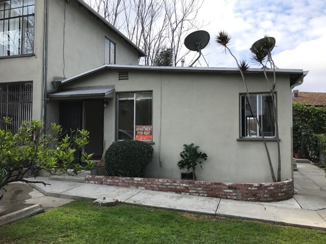 Primary Photo - 416 E Cypress St