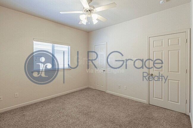 Building Photo - 10009 Amber Cir