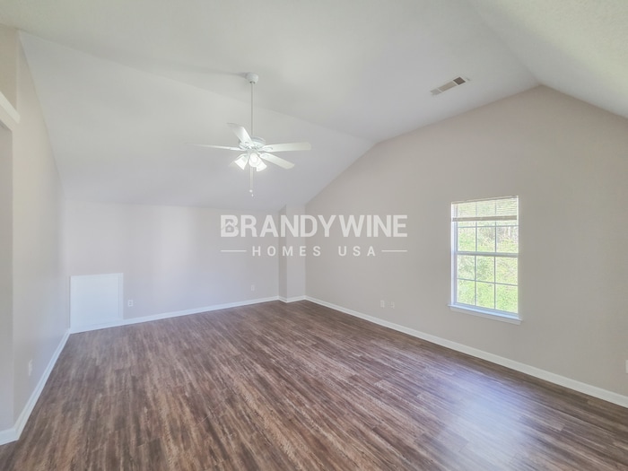 Building Photo - 10799 Misty Meadows Pl