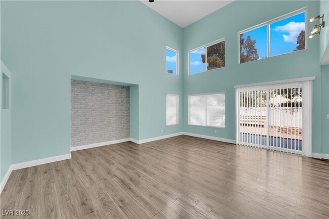 Building Photo - 10210 Maltese Cross Ct