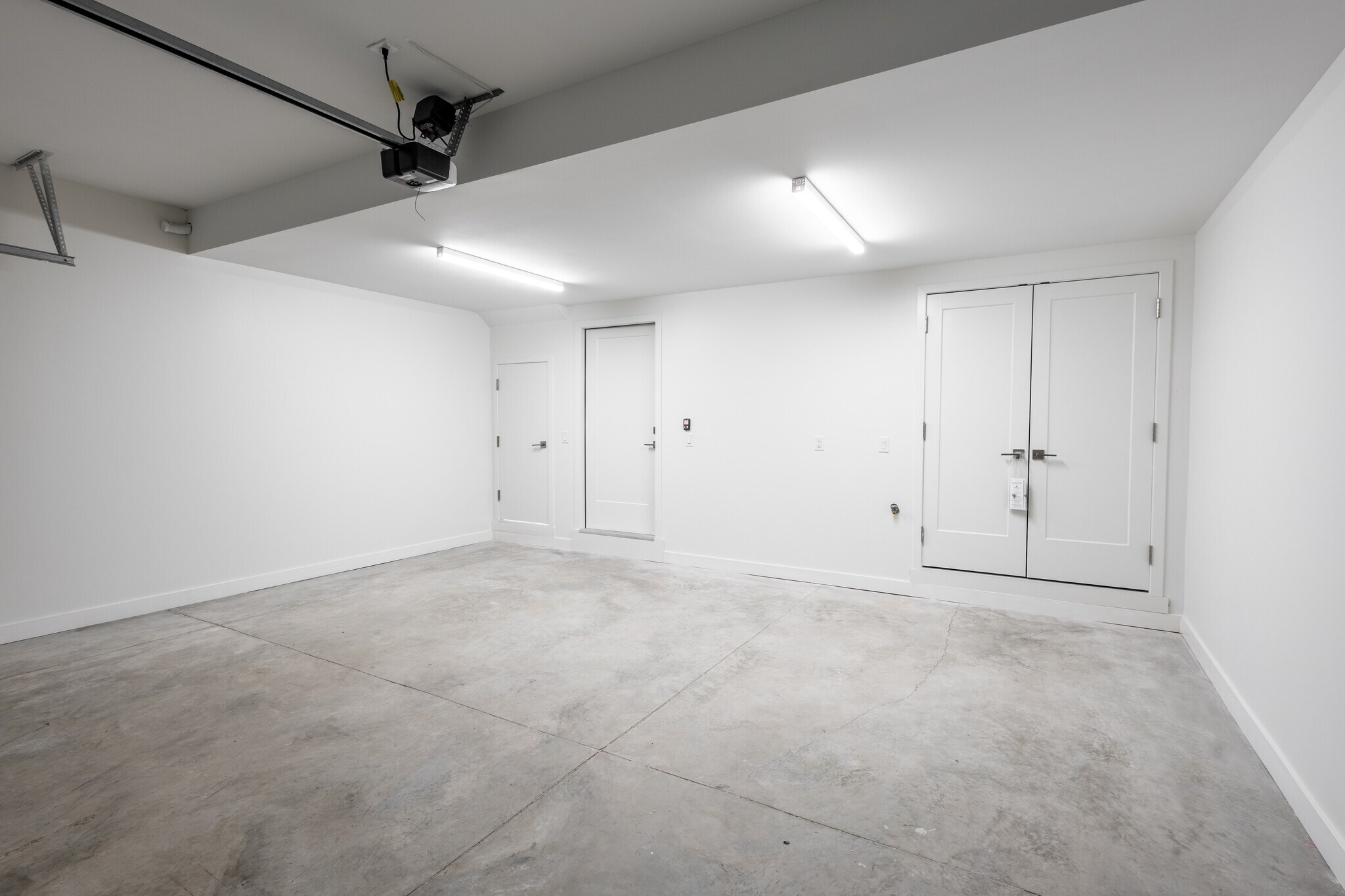 Building Photo - 846 7th St