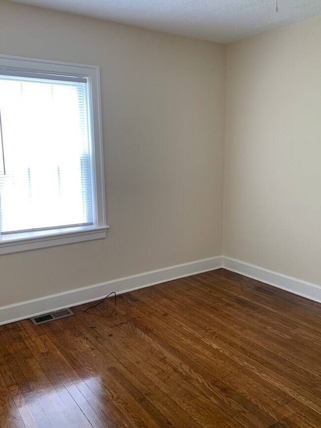 Building Photo - Pre-Leasing Now for Fall Semester 2026