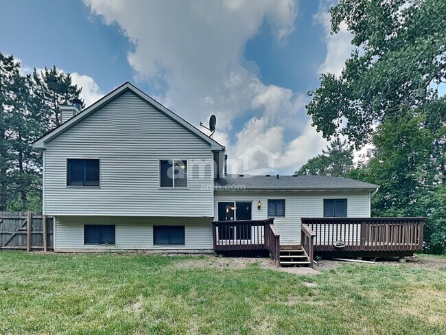 Building Photo - 3612 Fawn Ln