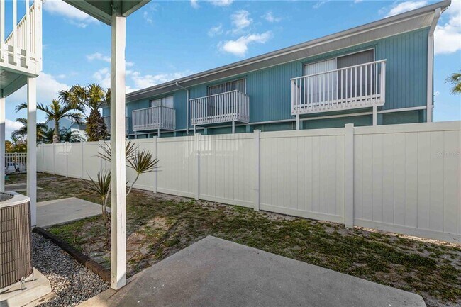 Building Photo - 3569 Bee Ridge Rd