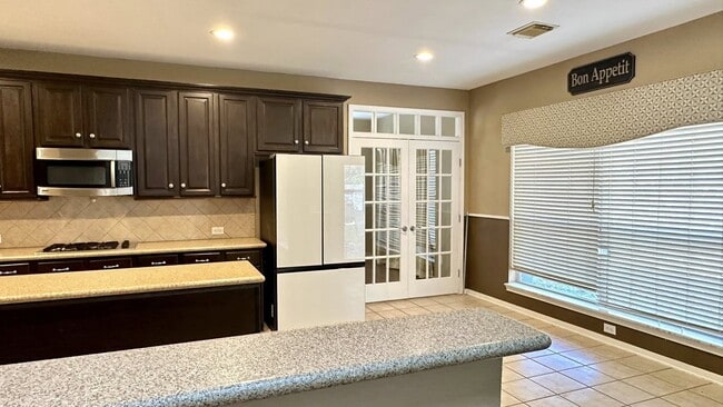 Building Photo - 158 Prairie Dawn Cir