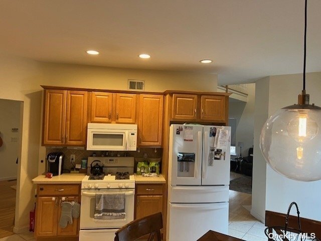 Building Photo - 103 Sunflower Ridge Rd