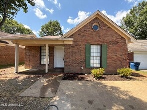 Building Photo - Adorable home located in the heart of Oliv...
