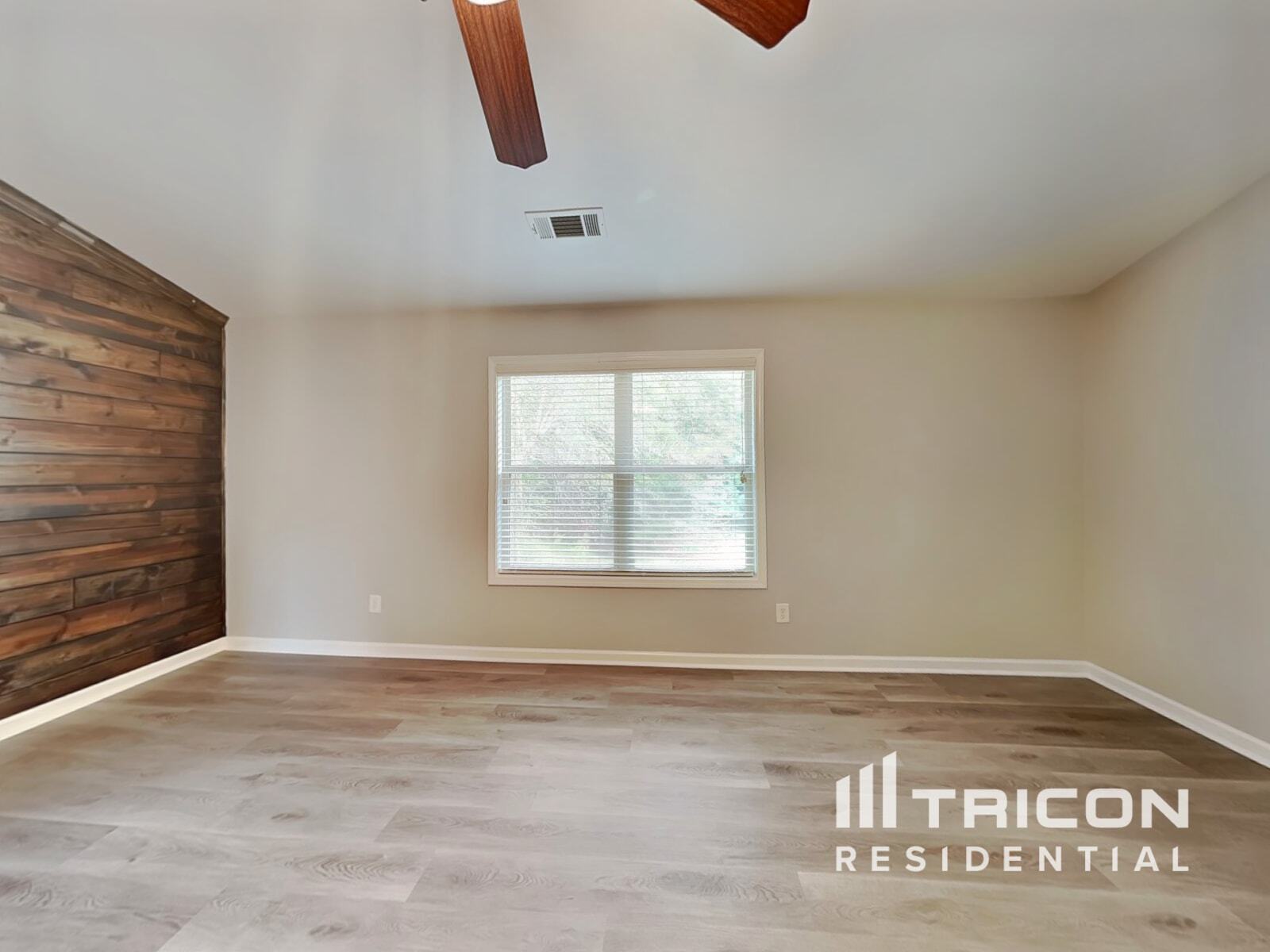Building Photo - 2974 Olivine Dr SE