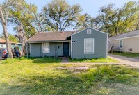 Building Photo - 378 Garland Ave