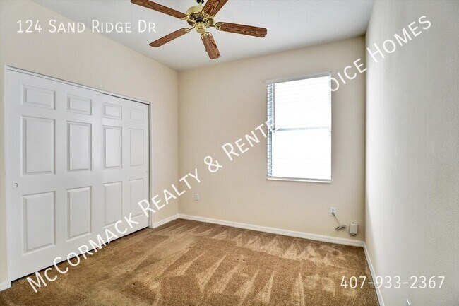 Building Photo - 124 Sand Ridge Dr