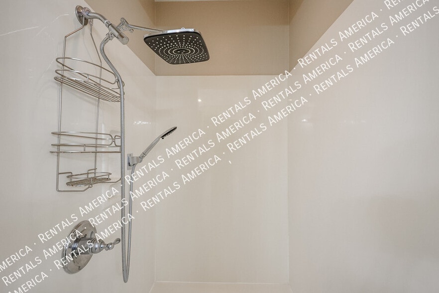 Building Photo - 2351 E Azalea Dr