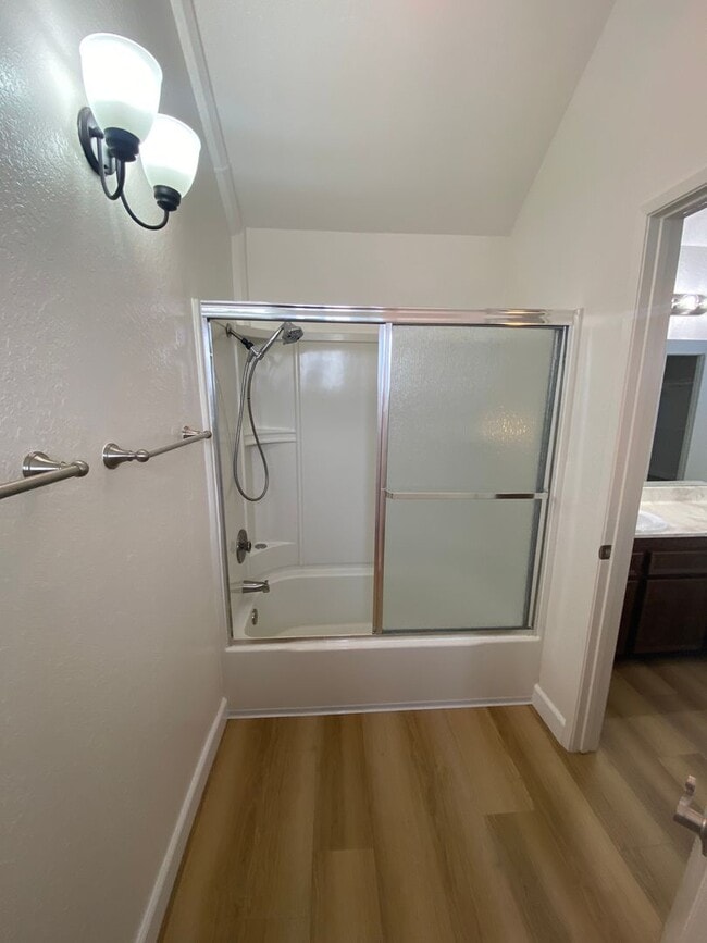 Building Photo - 7508 Parkway Dr