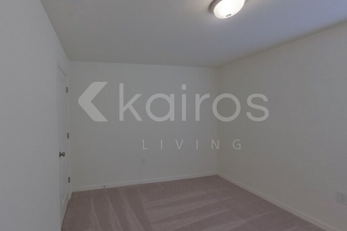 Building Photo - 2425 Crockett St