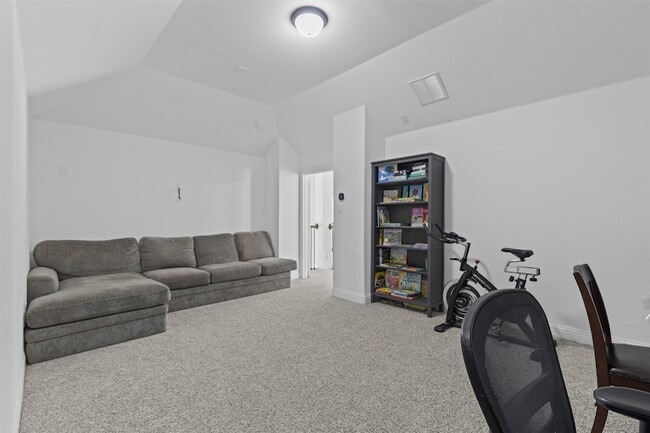 Building Photo - 2711 La Jolla Blvd
