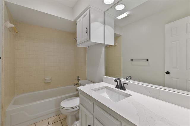 Building Photo - 2808 Roundup Trail