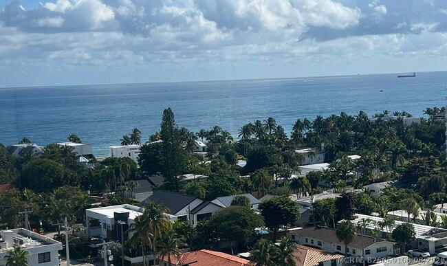 Building Photo - 3015 N Ocean Blvd