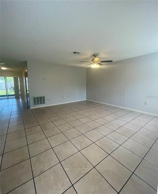 Building Photo - 10337 Usher St