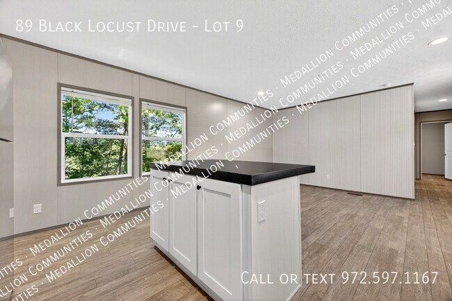 Building Photo - 89 Black Locust Dr