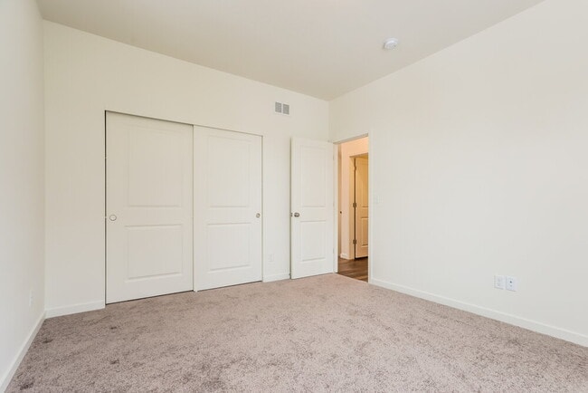Building Photo - 4752 N Tower Dr