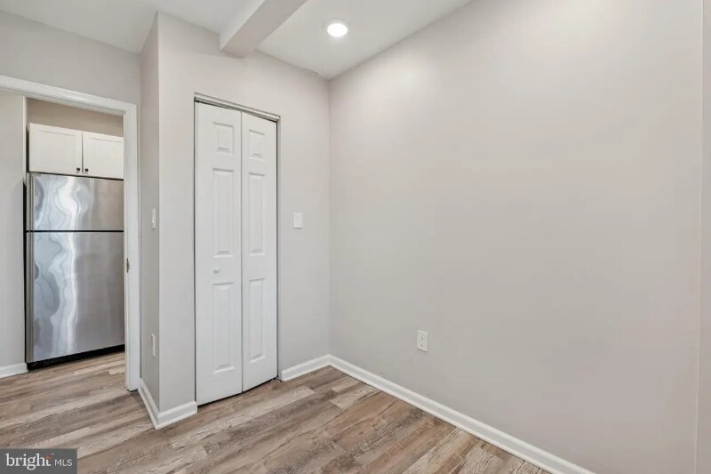 Building Photo - 430 Condon Terrace SE