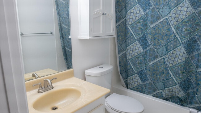 Building Photo - 400 SW 134th Way