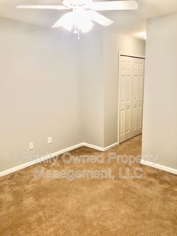 Building Photo - 200 Pond Pine Trail