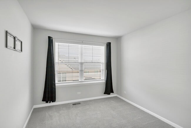 Building Photo - 478 Woodmoor Dr