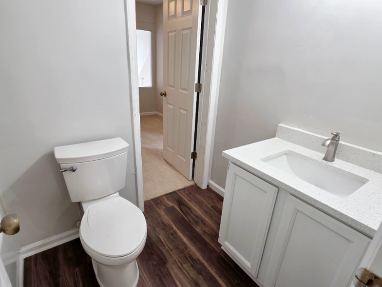 Building Photo - 93 Stone Hill Ct