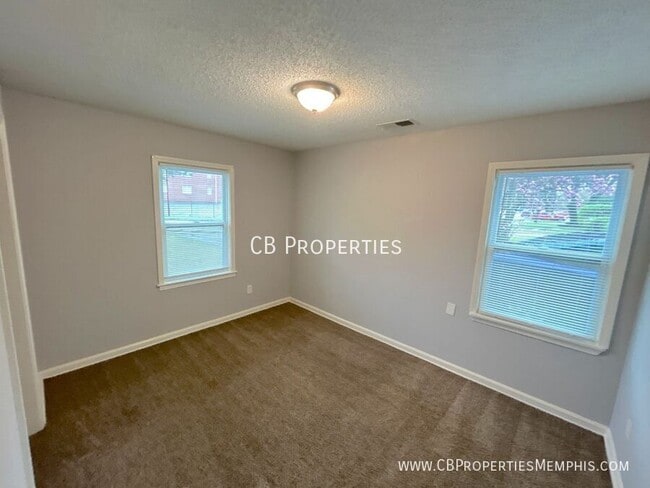 Building Photo - 3830 Philsdale Ave