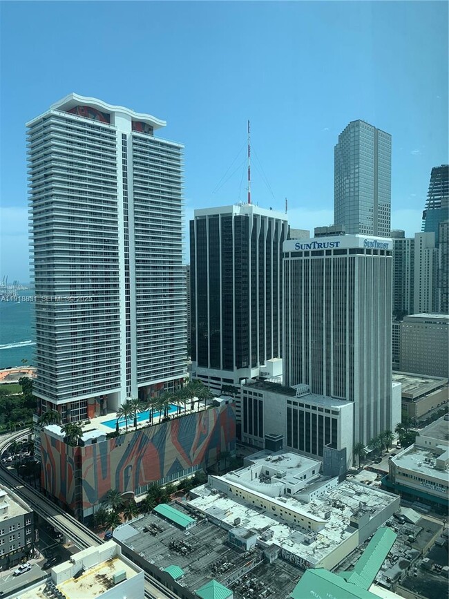 Building Photo - 133 NE 2nd Ave