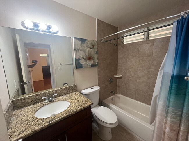 Building Photo - Breath-taking Coastal View, 4 Bdrm/2.5 Bath Home