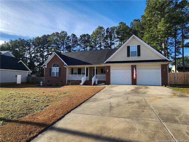 Building Photo - 3347 Broomsgrove Dr