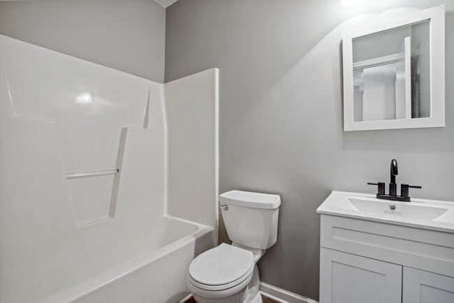 Building Photo - 3 Bedroom single family home in Raleigh