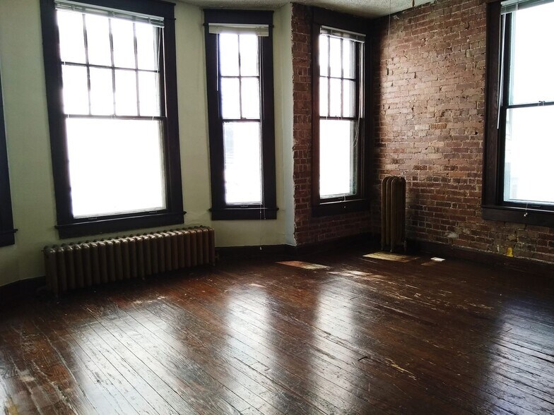 Building Photo - South College - Residential