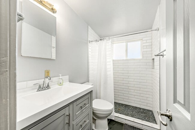 Building Photo - PRELEASE August 2026! Spacious 4-Bedroom Home Near UA & Banner Health!