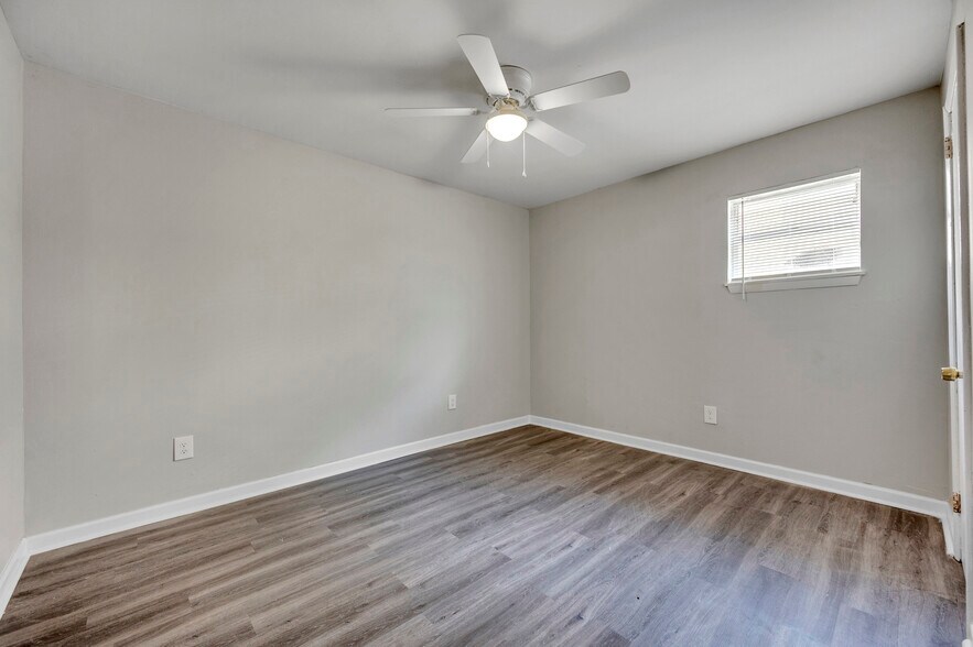 Building Photo - 1001 21st Street Ensley