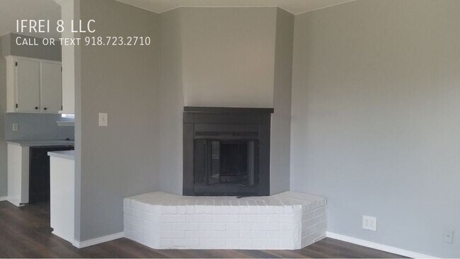 Building Photo - 16416 E 1st Pl