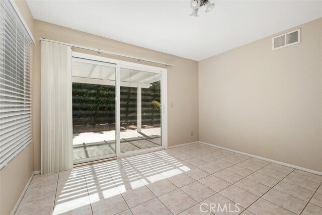 Building Photo - 4068 Jeffrey Dr