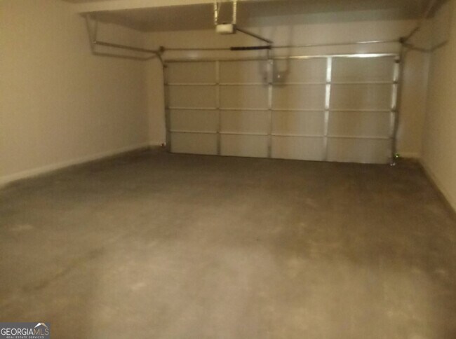 Building Photo - 124 Vivian Ln