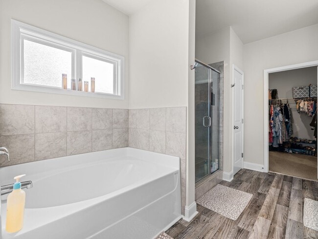 Building Photo - Mimosa Bay Beauty