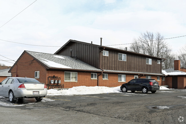 Building Photo - Meadow Lane Apartments