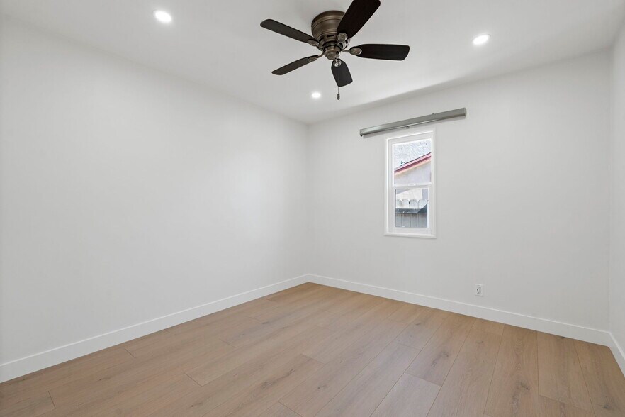 Building Photo - 13312 Lemoli Ave