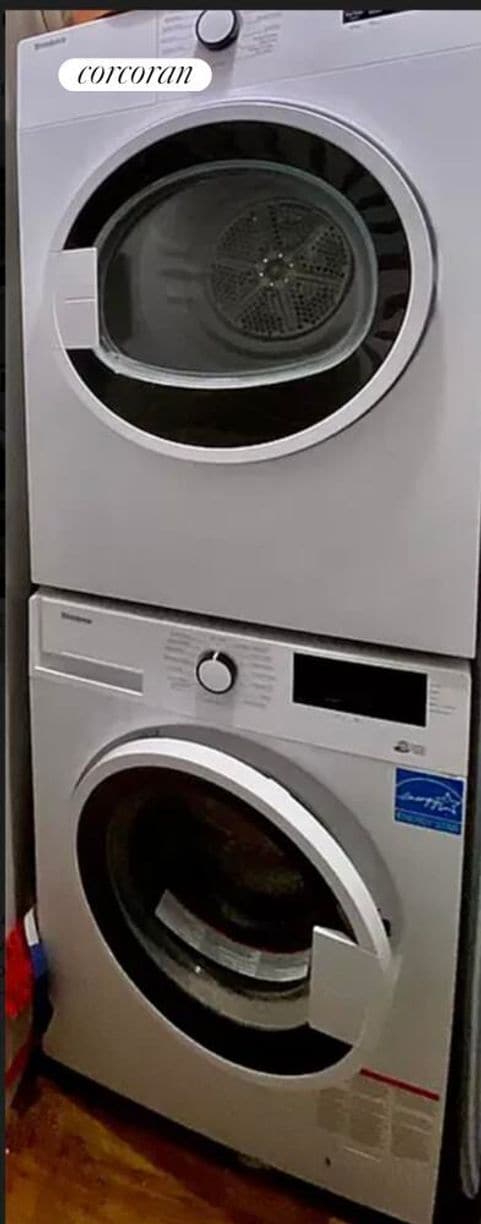 Building Photo - 349 W 84th St