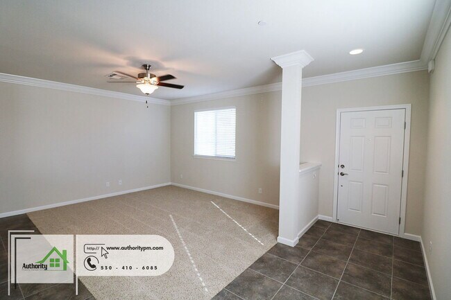 Building Photo - 674 Mission De Oro Dr